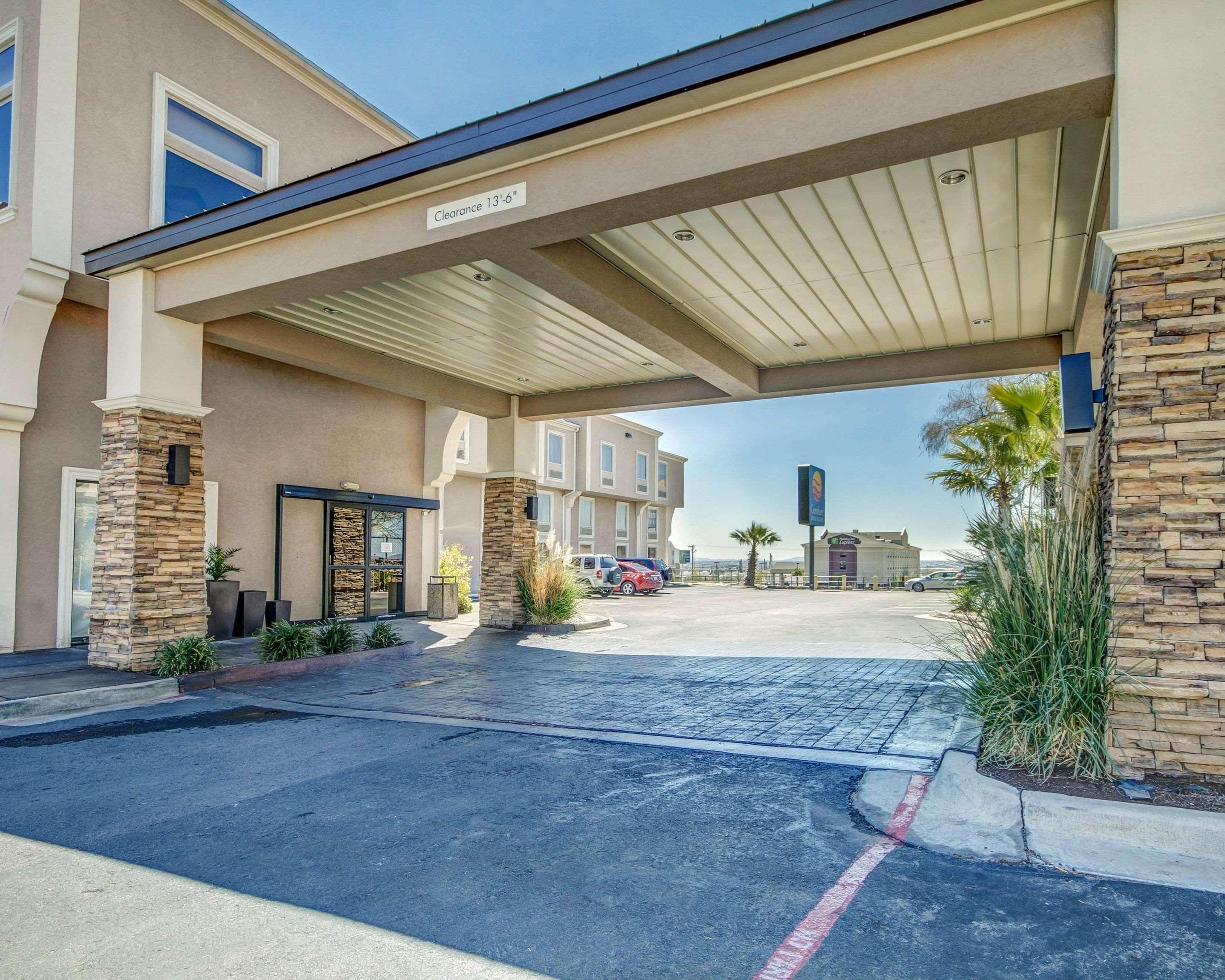 Comfort Inn & Suites I-10 Airport El Paso Exterior foto